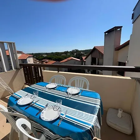 Avec Terrasse, 4 Couchages, Lumineux, Cadre Portuaire, Equipe. - Fr-1-413-134 카브레톤